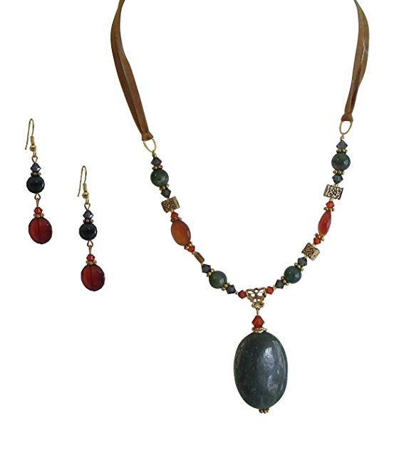 LaRaso & Co Unique Handcrafted Jewelry Green Stone Crystal Pendant Necklace Earring Jewelry Set