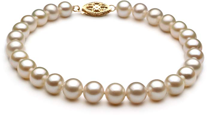 White 6-7mm AA Quality Freshwater Cultured Pearl Bracelet